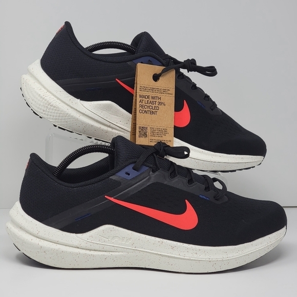 NIKE AIR WINFLO 10 Men's Size 11.5 Running Shoes DV4022-002 Black/Red New - Picture 2 of 11